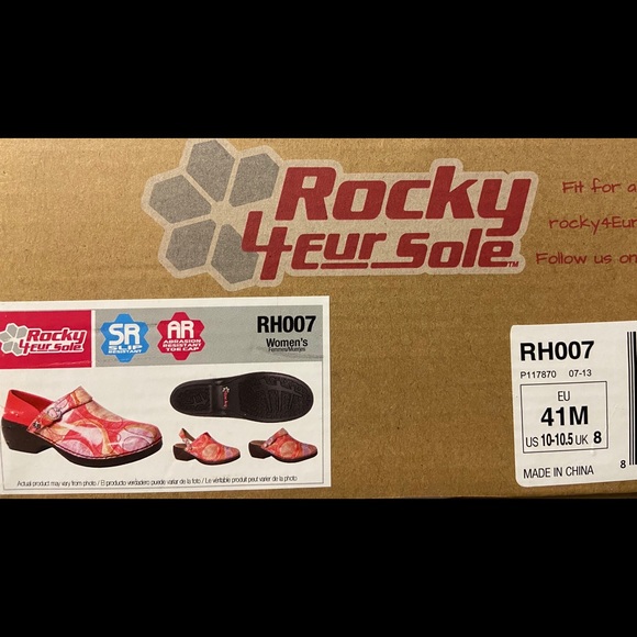 Shoes - Picture 4 of 4